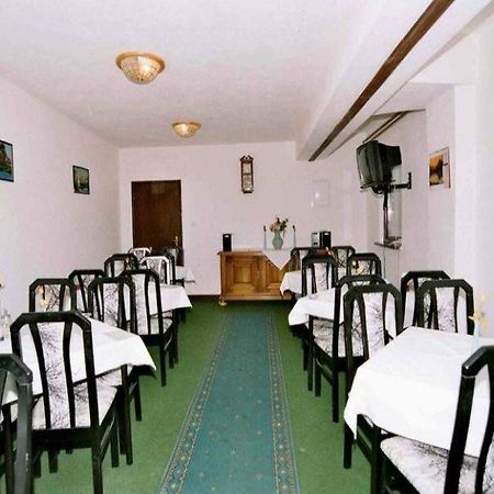 Ada S Hotel بيهاتش المطعم الصورة